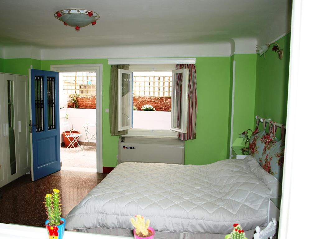 Athens Family Apartments Room photo